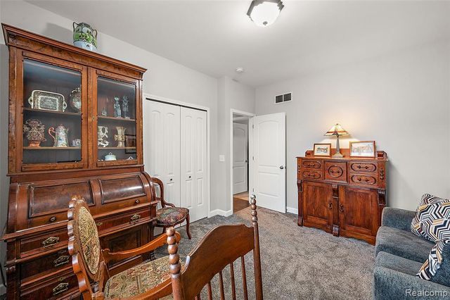 52 Parker Lane, Ortonville, MI 48462