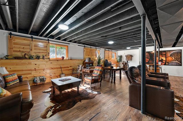 52 Parker Lane, Ortonville, MI 48462