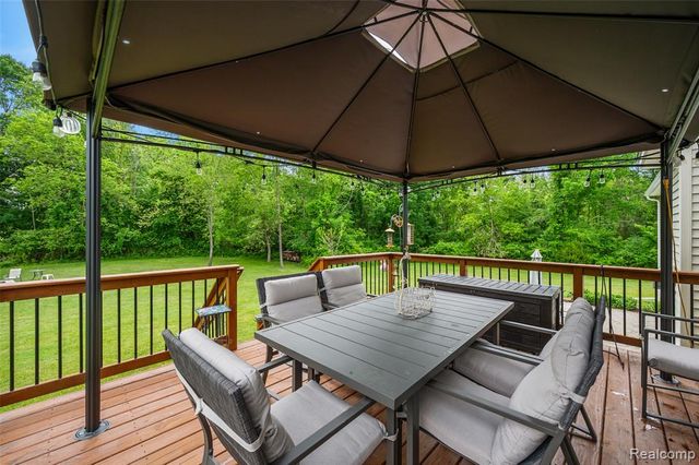 52 Parker Lane, Ortonville, MI 48462