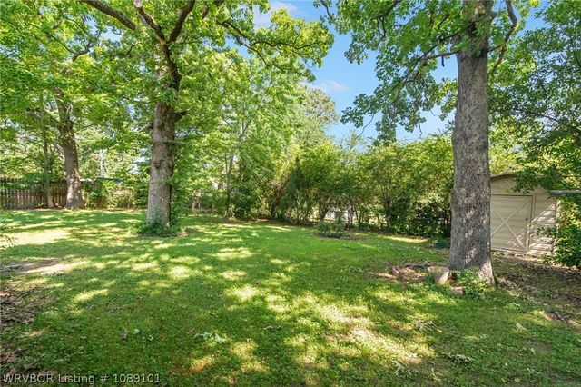 3823 Dallas Street, Fort Smith, AR 72903