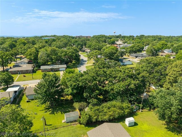 3823 Dallas Street, Fort Smith, AR 72903