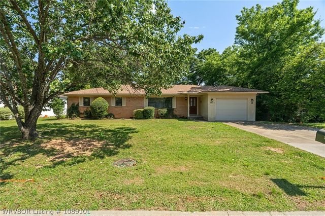 3823 Dallas Street, Fort Smith, AR 72903