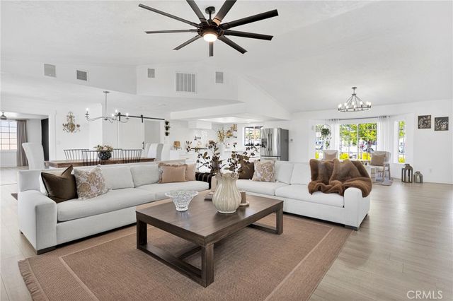15454 Tuscola, Apple Valley, CA 92307