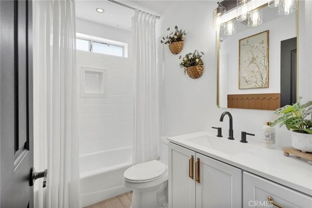 15454 Tuscola, Apple Valley, CA 92307