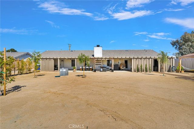 15454 Tuscola, Apple Valley, CA 92307