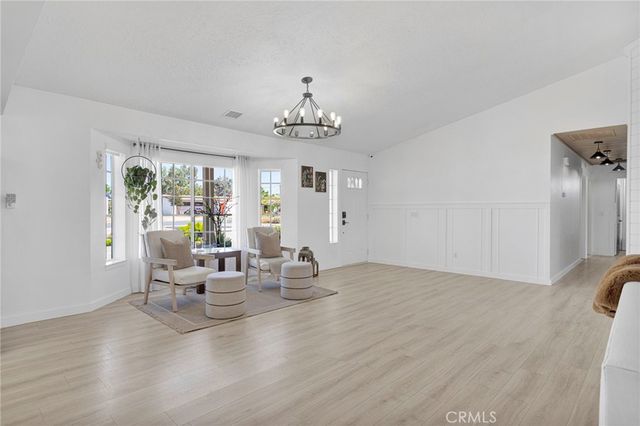 15454 Tuscola, Apple Valley, CA 92307