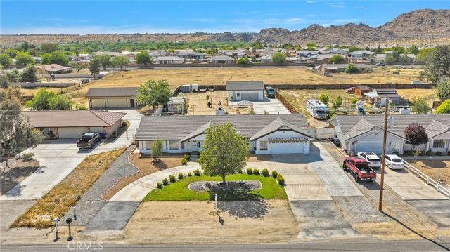 15454 Tuscola, Apple Valley, CA 92307