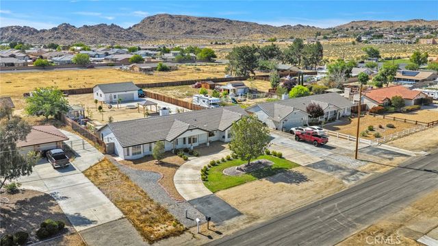 15454 Tuscola, Apple Valley, CA 92307