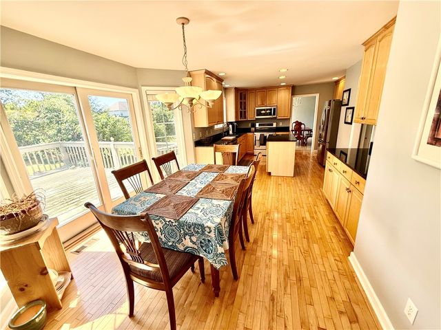 15 Meadows End, Penfield, NY 14580