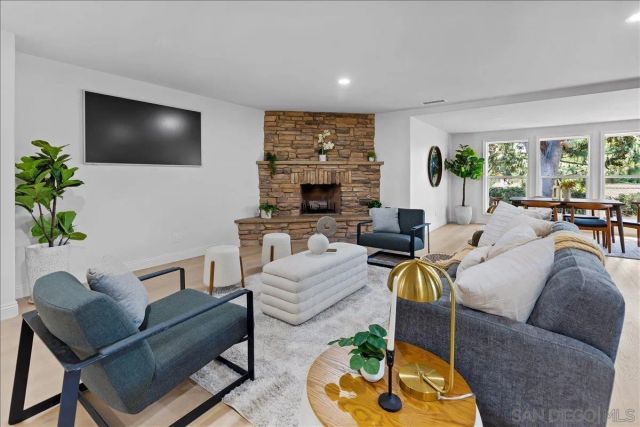 16902 Via De Santa Fe 12, Rancho Santa Fe, CA 92067