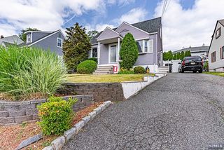 537 Terrace Avenue, Hasbrouck Heights, NJ 07604