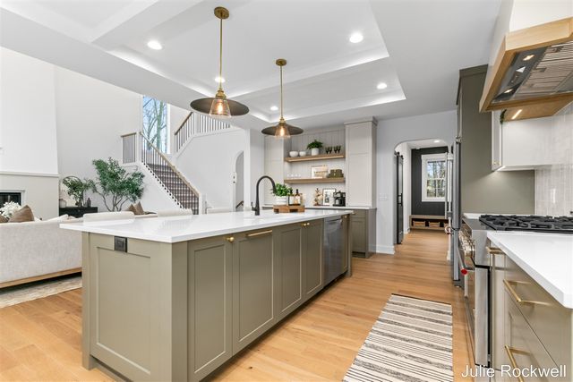 3727 Buttrick Avenue, Ada, MI 49301