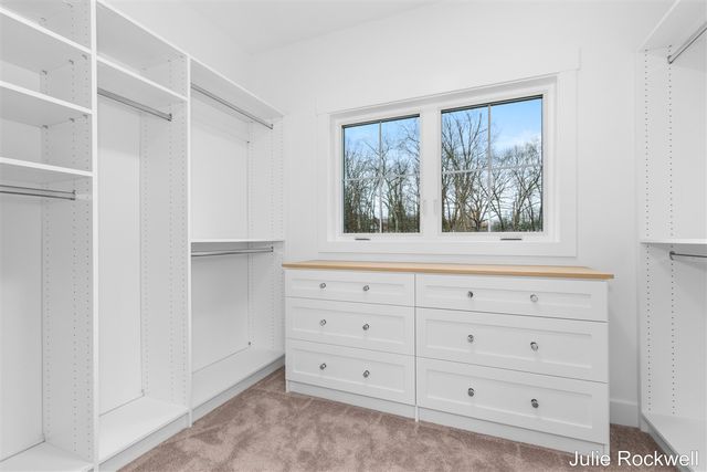 3727 Buttrick Avenue, Ada, MI 49301