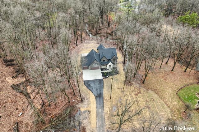 3727 Buttrick Avenue, Ada, MI 49301