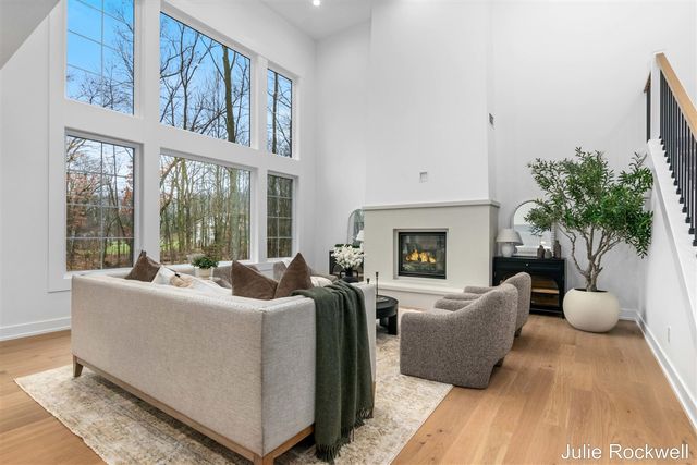 3727 Buttrick Avenue, Ada, MI 49301