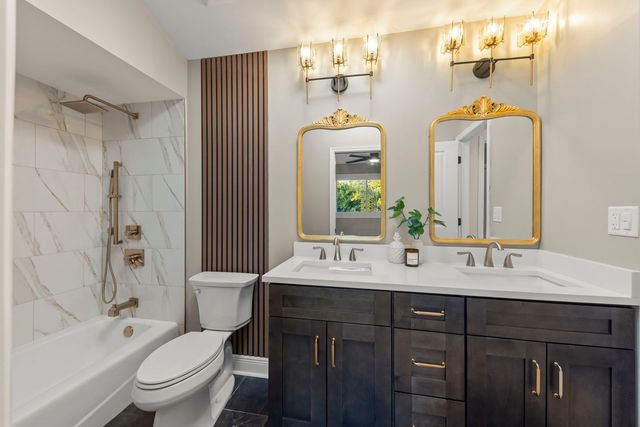 641 N Highview Avenue, Addison, IL 60101