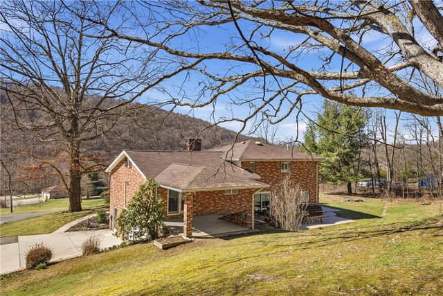 248 Boyd Drive, Conemaugh Twp, PA 15936