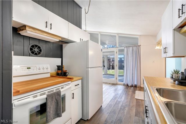 1718 Fernwood Boulevard, Alliance, OH 44601