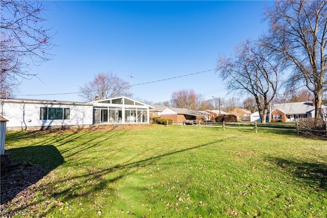 1718 Fernwood Boulevard, Alliance, OH 44601