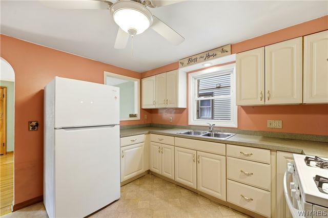 161 Dellwood Road, Amherst, NY 14226