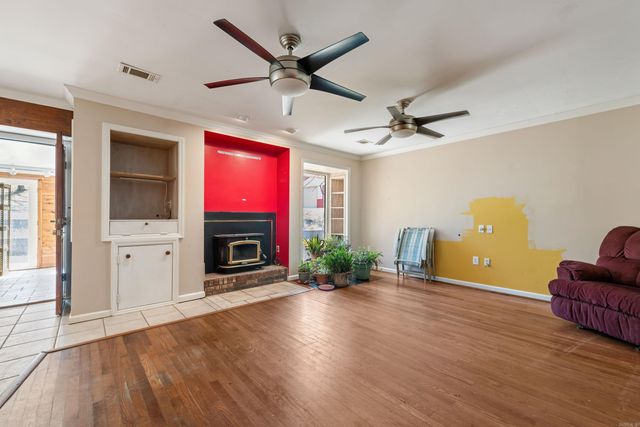 5 Treasure Hills Rd Road, Conway, AR 72032