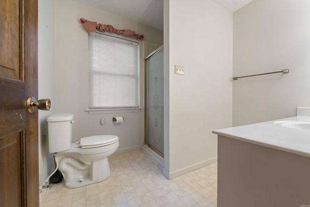 5 Treasure Hills Rd Road, Conway, AR 72032