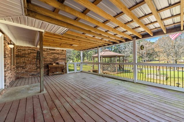 5 Treasure Hills Rd Road, Conway, AR 72032