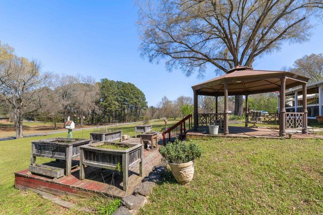 5 Treasure Hills Rd Road, Conway, AR 72032