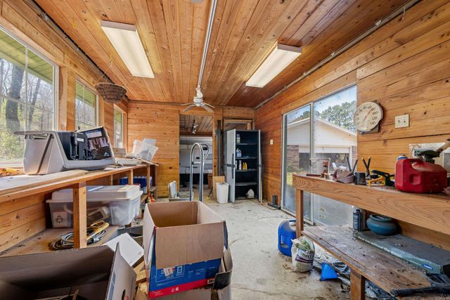 5 Treasure Hills Rd Road, Conway, AR 72032