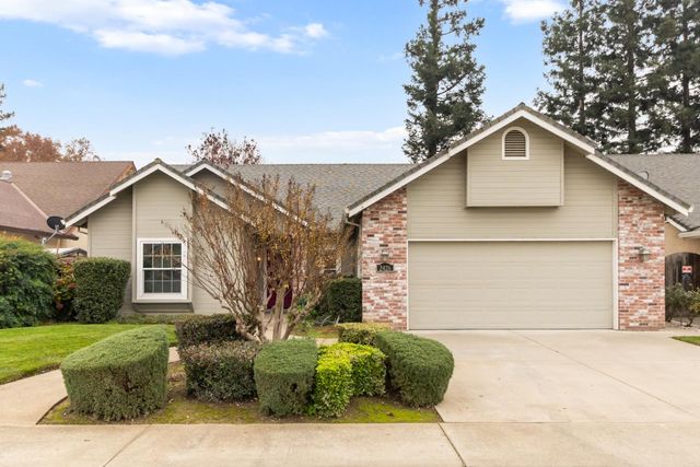 2426 W Tokay St, Lodi, CA 95242