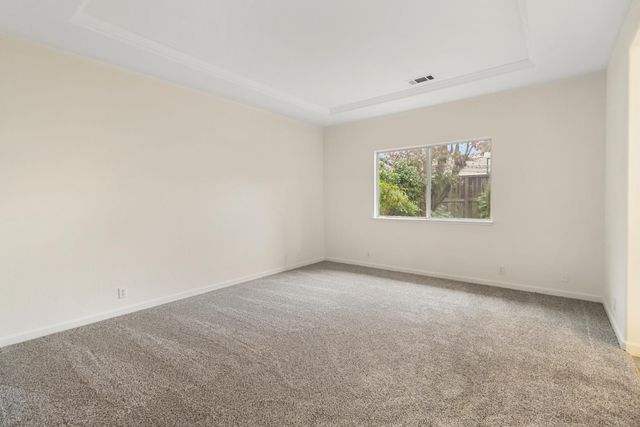 2426 W Tokay St, Lodi, CA 95242