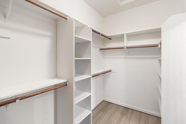 2426 W Tokay St, Lodi, CA 95242