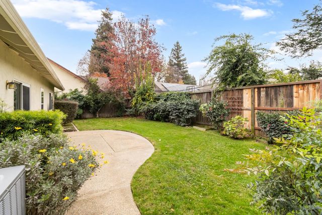 2426 W Tokay St, Lodi, CA 95242