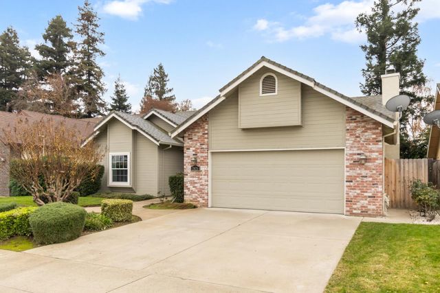 2426 W Tokay St, Lodi, CA 95242