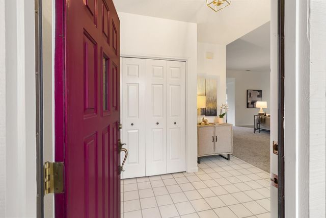 2426 W Tokay St, Lodi, CA 95242