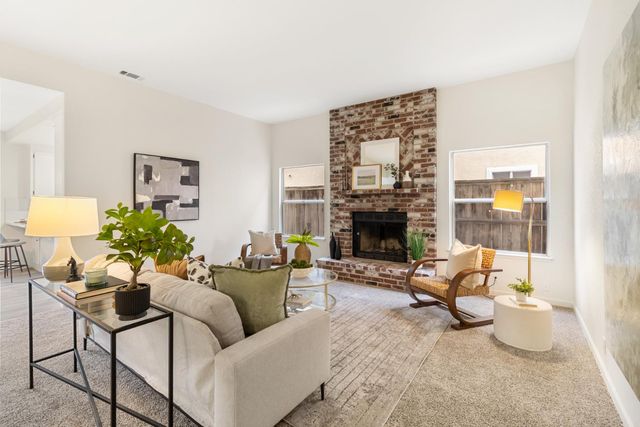 2426 W Tokay St, Lodi, CA 95242