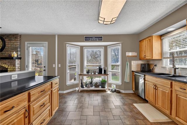 412 S NORMANDY Drive, Olathe, KS 66061