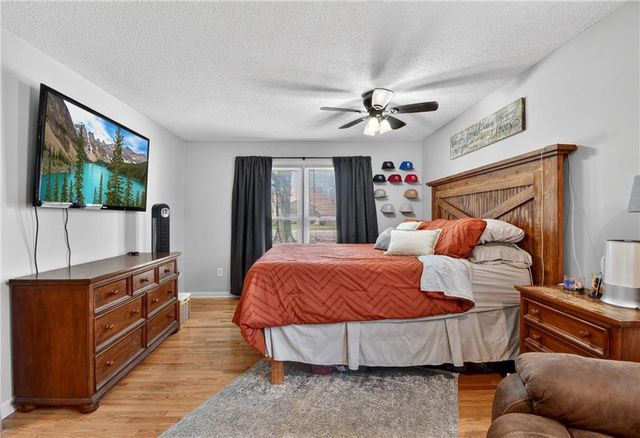 412 S NORMANDY Drive, Olathe, KS 66061
