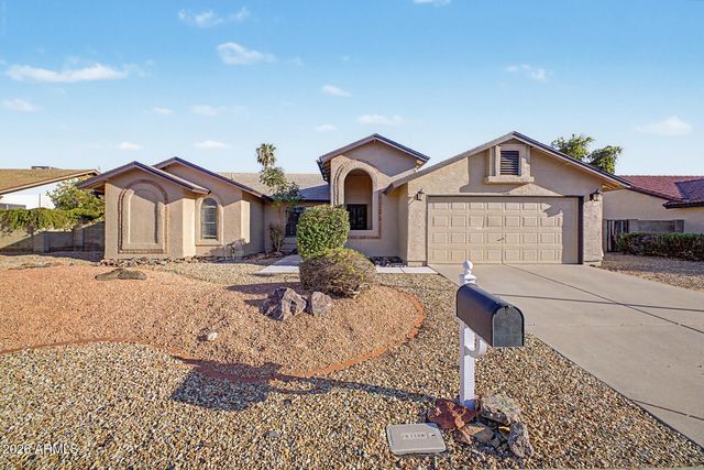 807 E AIRE LIBRE Avenue, Phoenix, AZ 85022