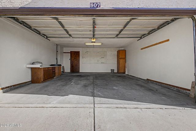 807 E AIRE LIBRE Avenue, Phoenix, AZ 85022