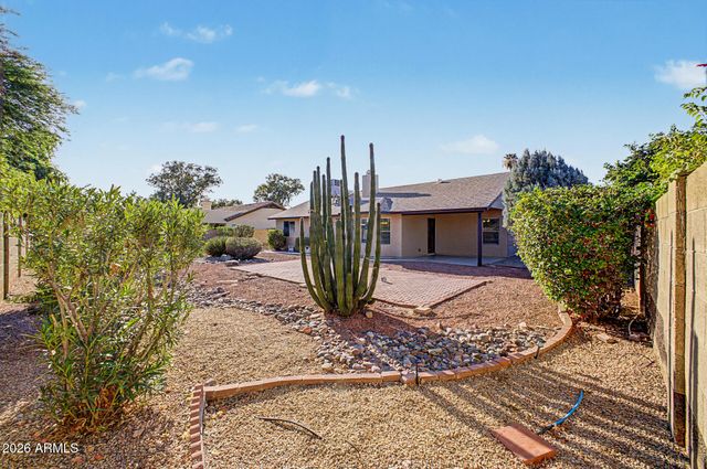 807 E AIRE LIBRE Avenue, Phoenix, AZ 85022