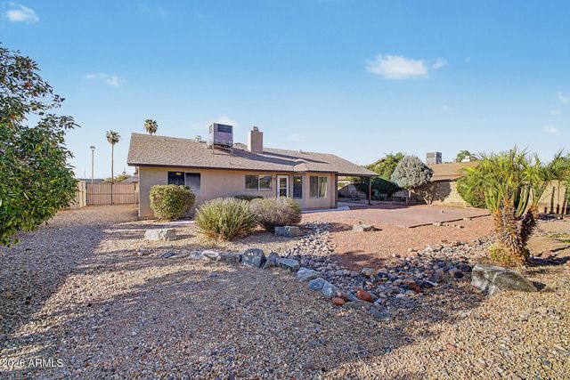 807 E AIRE LIBRE Avenue, Phoenix, AZ 85022