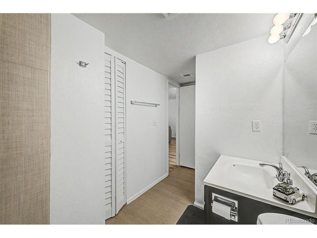 8555 Fairmount Dr H101, Denver, CO 80247