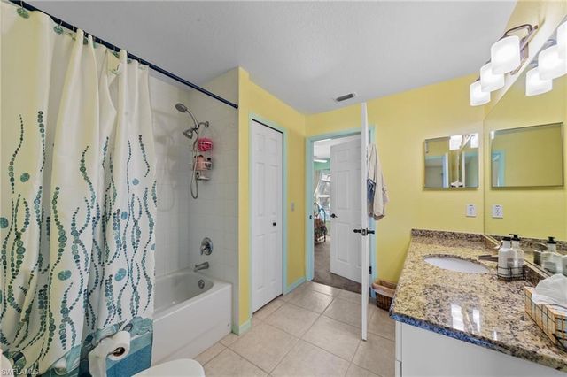 1821 NW 1st PL, Cape Coral, FL 33993