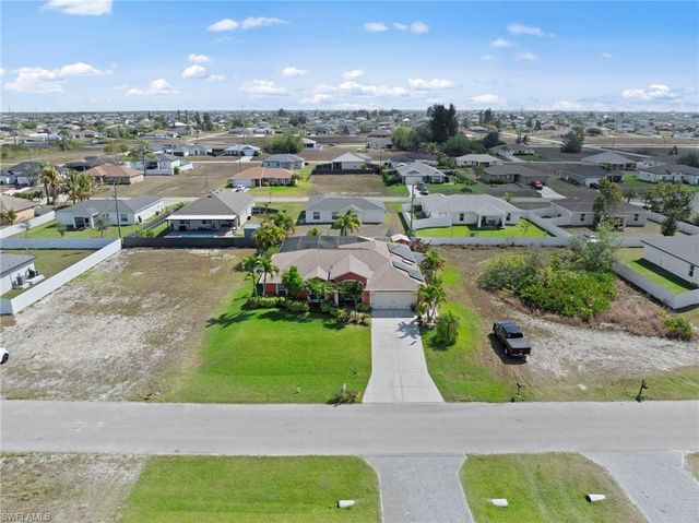 1821 NW 1st PL, Cape Coral, FL 33993