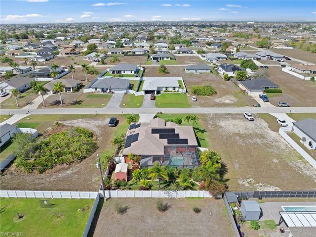 1821 NW 1st PL, Cape Coral, FL 33993