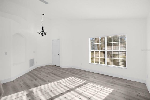 2037 DARLIN CIRCLE, Orlando, FL 32820