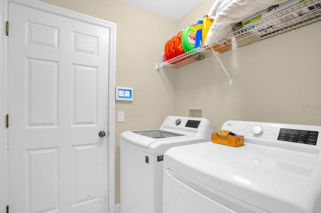 2037 DARLIN CIRCLE, Orlando, FL 32820