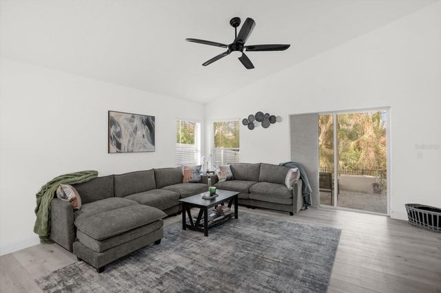 2037 DARLIN CIRCLE, Orlando, FL 32820