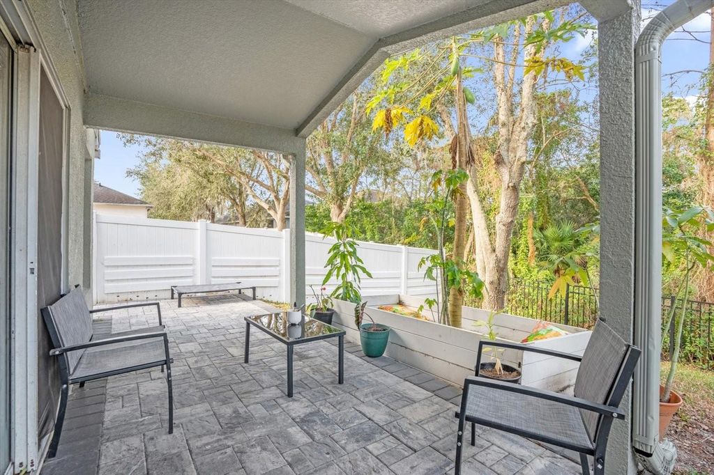 Image 24 of property listing at 2037 DARLIN CIRCLE, Orlando, FL 32820